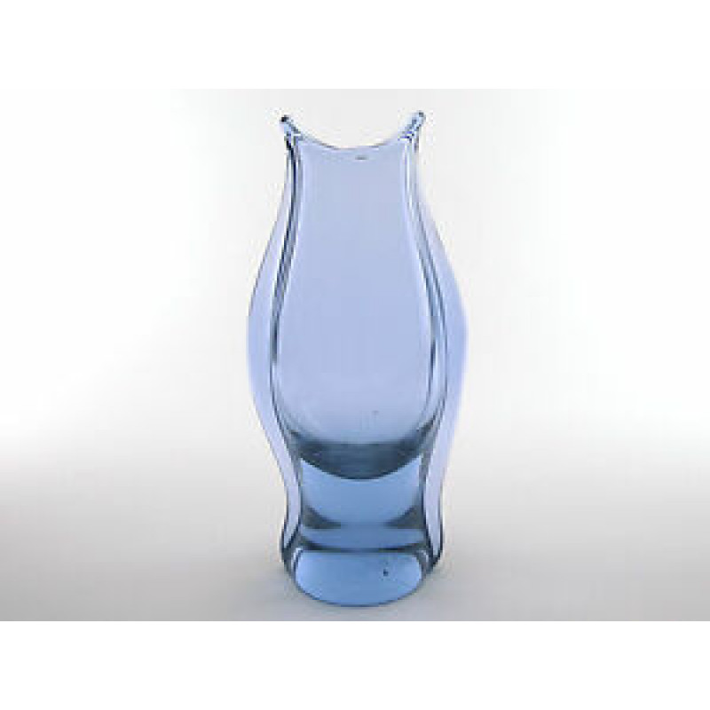 Vintage Alexandrite glass vase, 1960s purple pink blue glass, Miroslav Klinger